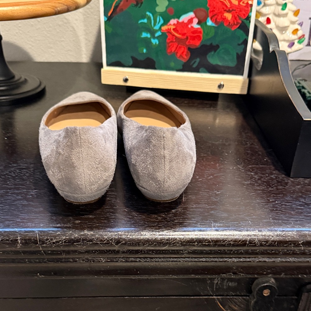 Paolo Gray Suede Flats - Picture 3 of 6